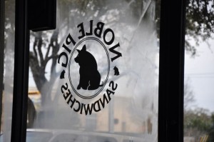 The Noble Pig logo - from the inside out