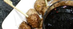 Easy Appetizers: Green Chile Meatballs with Pomegranate Dipping Sauce
