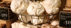 Wordless Wednesday: Massive Meringues in London